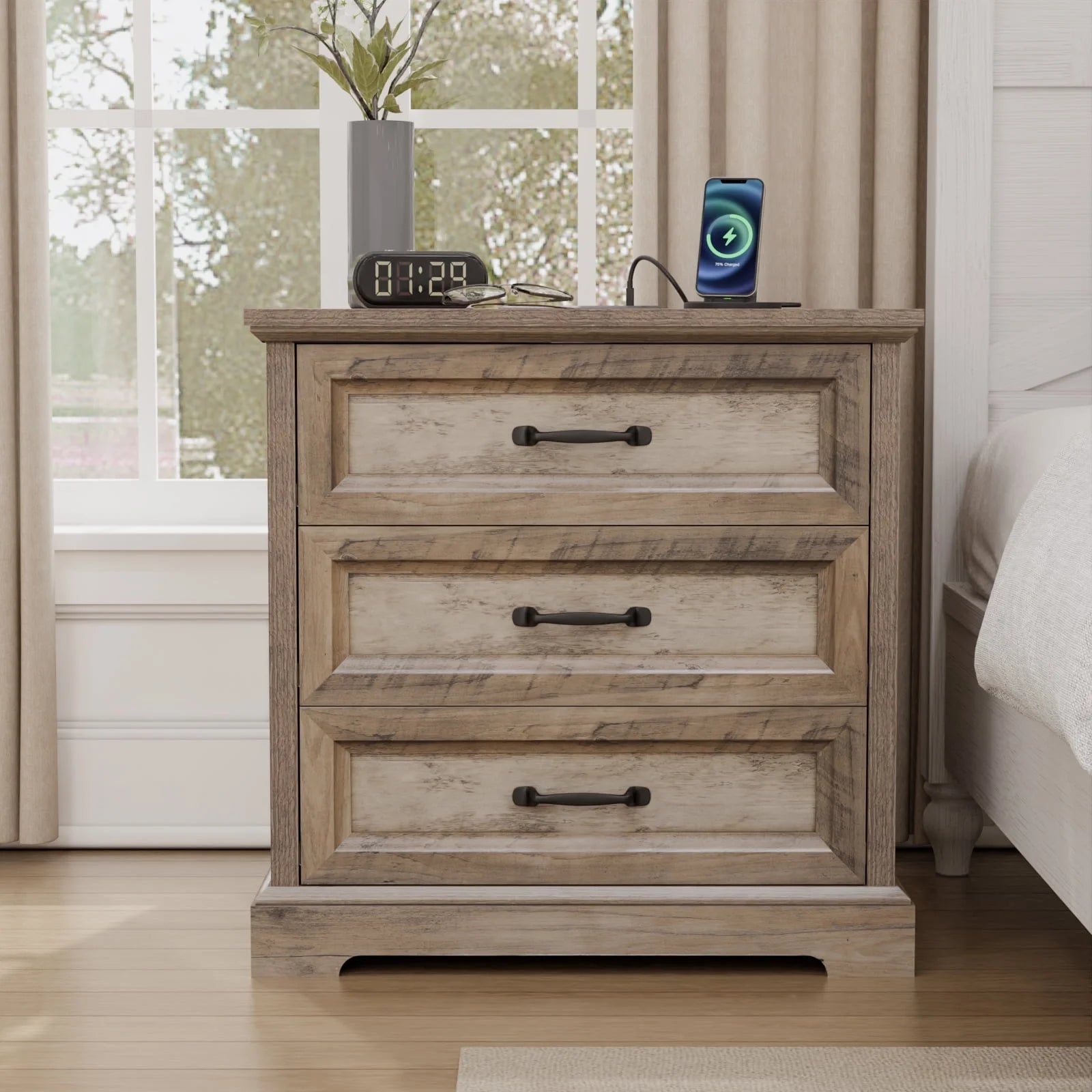 Hommpa Farmhouse 3 Drawers Nightstand with Charging Station, Rustic Wood Night Stand with Drawers for Bedroom, Vintage Bedside Table Small Dresser Chest of Drawers for Living Room, White